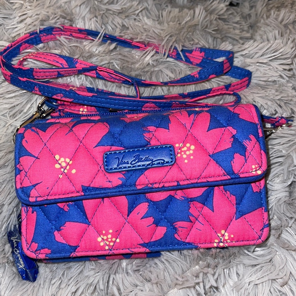 Vera Bradley crossbody purse/ also a wristlet
